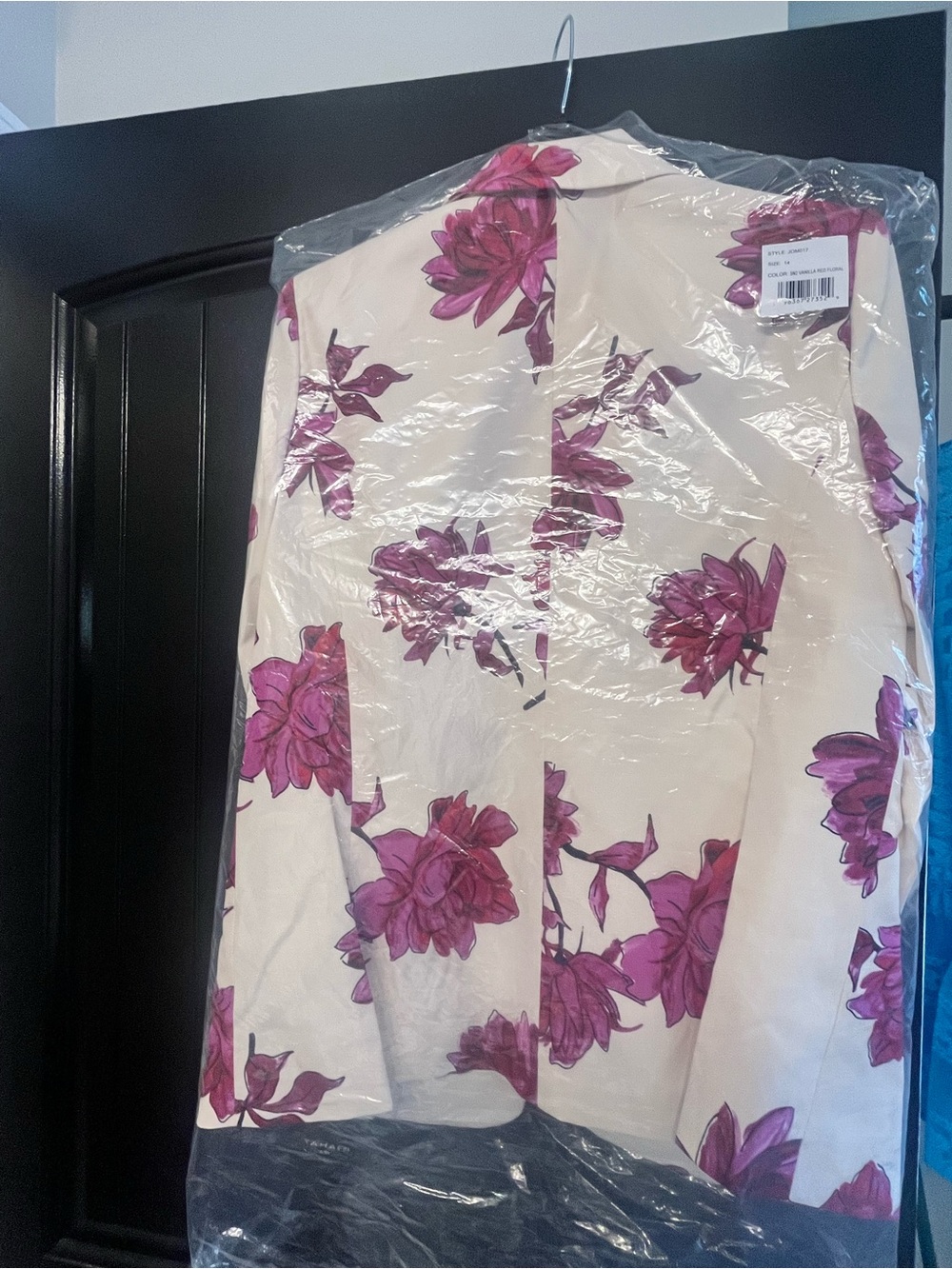 Tahari ASL Cream Blazer with Fuchsia Floral Print - Picture 4 of 8